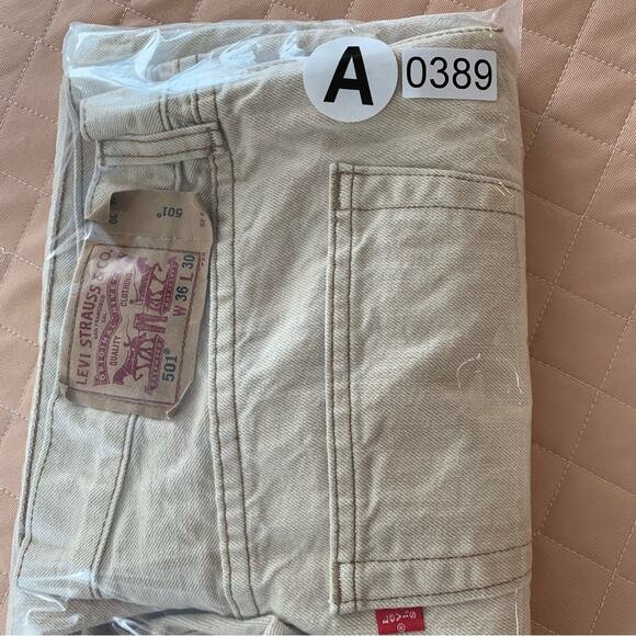 Levis 501 Vintage Straight Leg Button Fly Men's Jeans Made In USA  -  Size: 36 - Picture 15 of 15